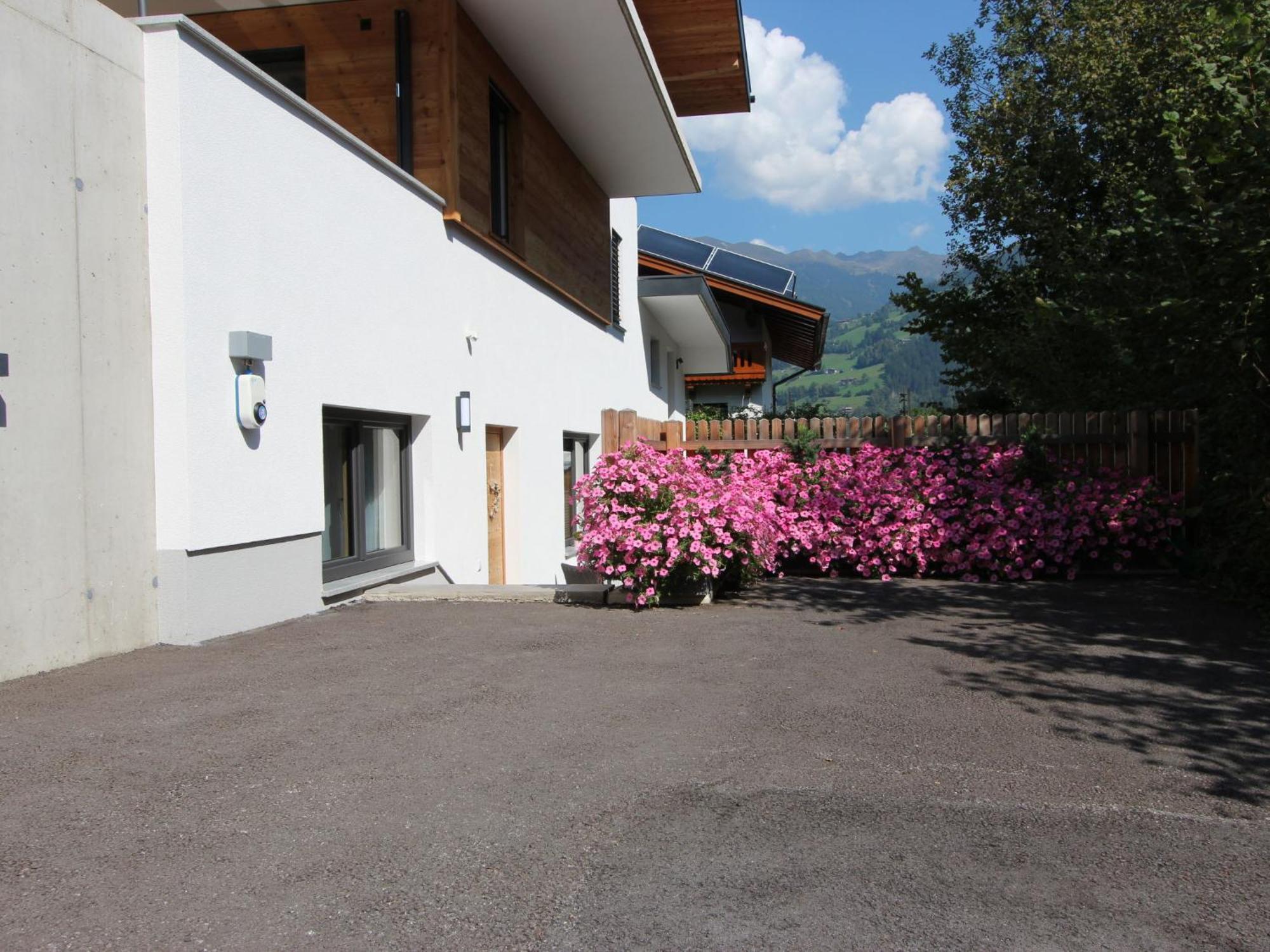 Apartment Bernadette By Interhome Aschau Im Zillertal Luaran gambar