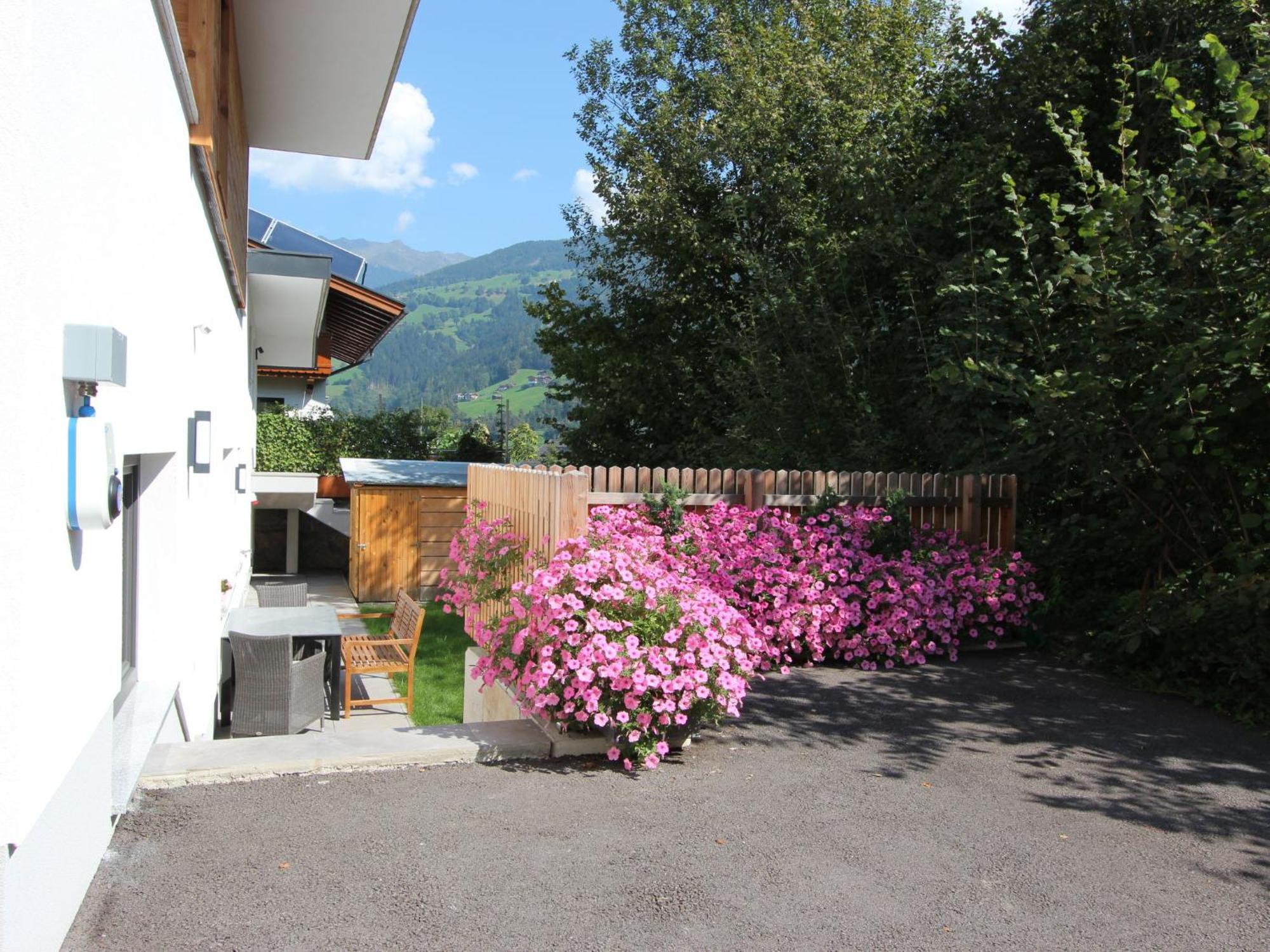 Apartment Bernadette By Interhome Aschau Im Zillertal Luaran gambar